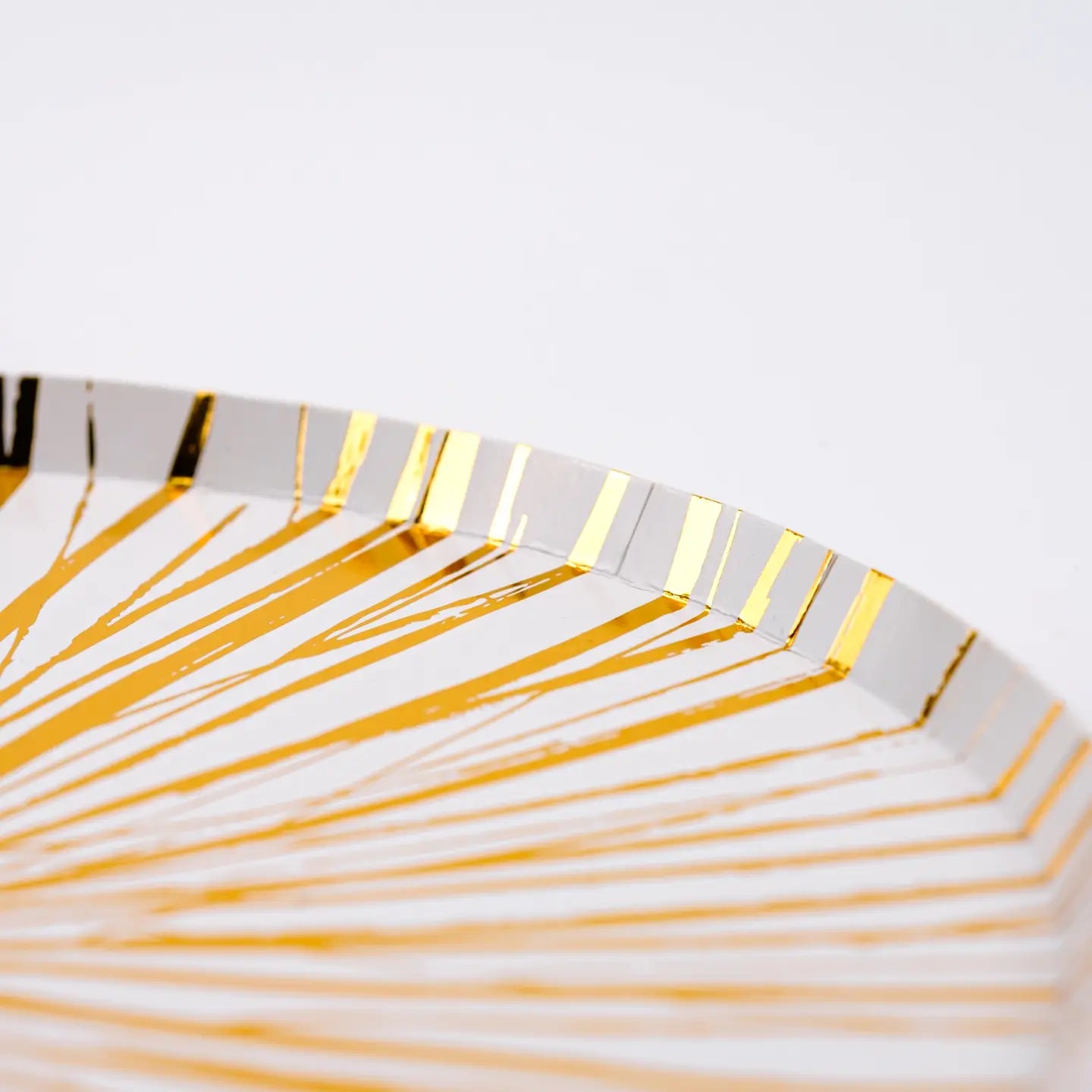 Gold Radiance Dinner Plates