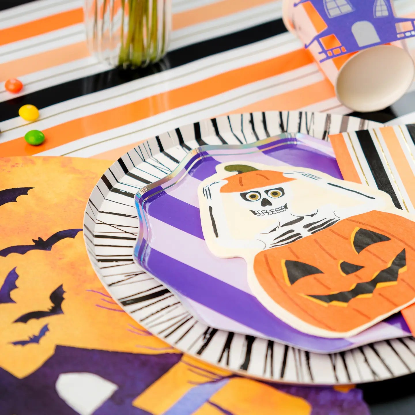 Black Radiance Dinner Plate
